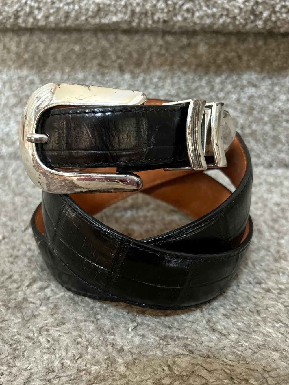 Onyx by Brighton Made in USA w Italian Calfskin Western Silver Belt. SZ 38.